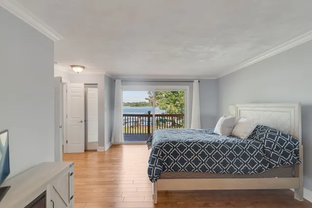 $575,000 | 188 Oakwood Drive, Antioch, IL 60002