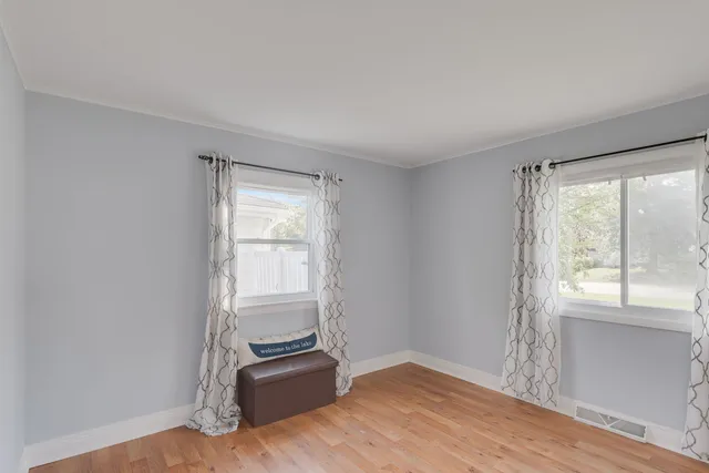 $575,000 | 188 Oakwood Drive, Antioch, IL 60002