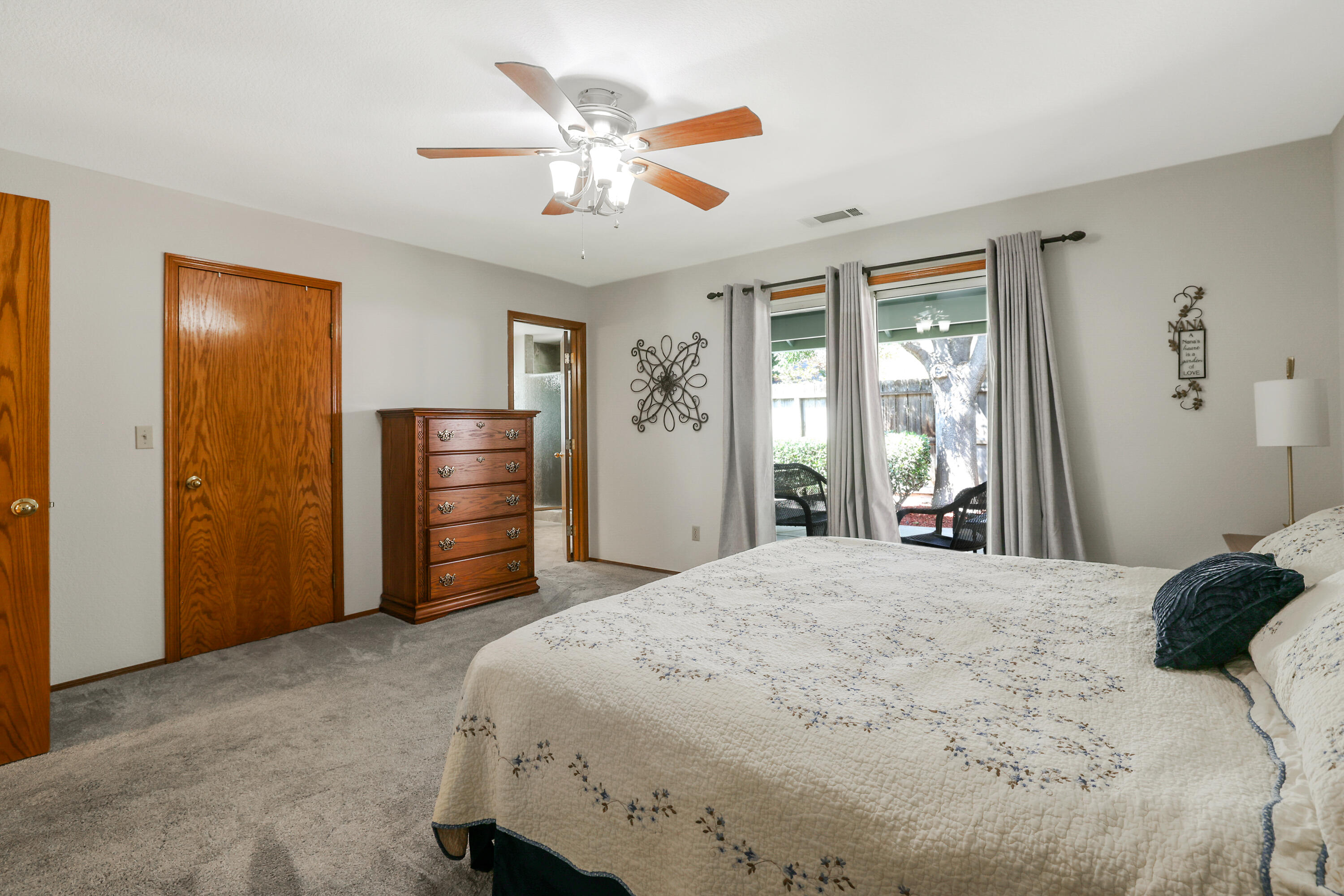 203 Hampton Court Exeter, CA 93221 - Photo 24 of 46 D50A0455