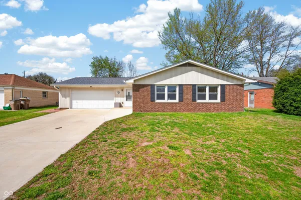 $272,000 | 5230 Yellowwood Drive, Columbus, IN 47203