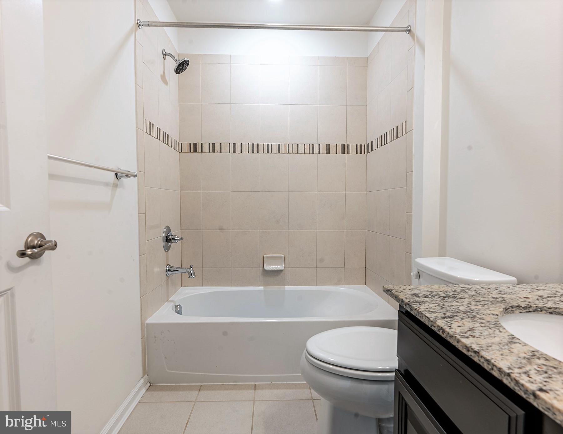 48 Heals Farm Road Burlington, NJ 08016 - Photo 48 of 59 Loft full bath room