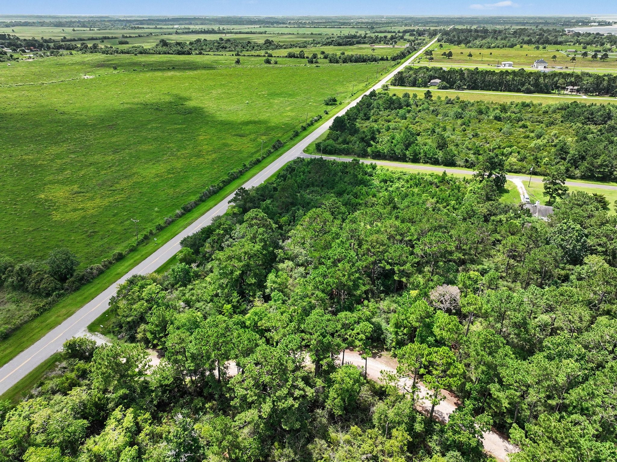 1750 West Bayshore Road Anahuac, TX 77514 - Photo 7 of 7 Area View