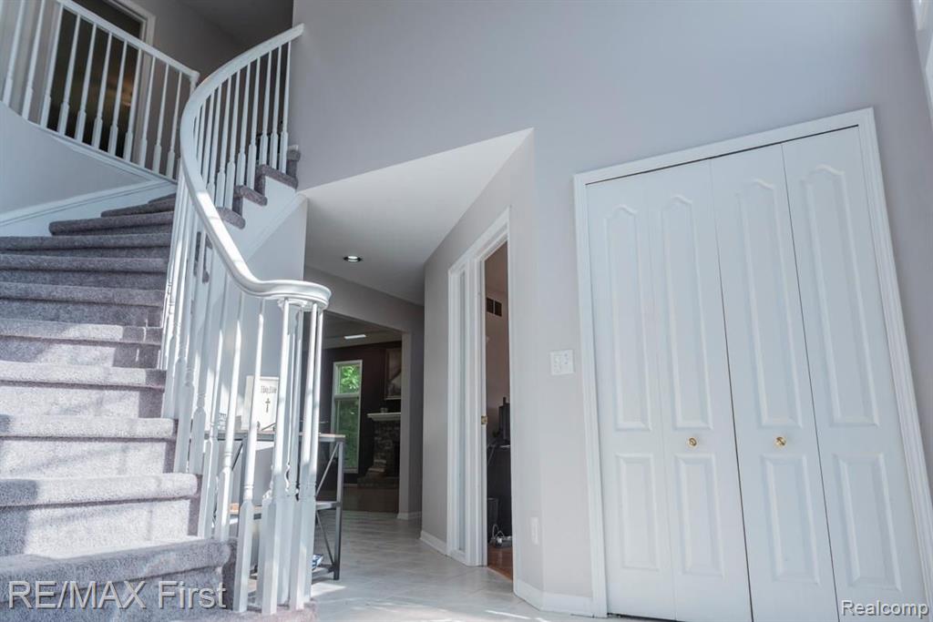 770 Grovecrest Rochester Hills, MI 48307 - Photo 10 of 59