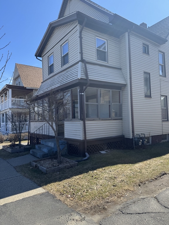 14-16 Wolcott Street Springfield, MA 01104 - Photo 3 of 4 Gallery Image 3