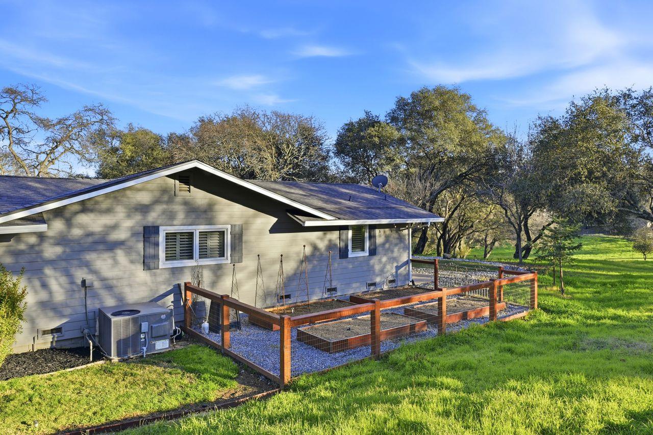 1900 Deer Valley Road Rescue, CA 95672 - Photo 49 of 74