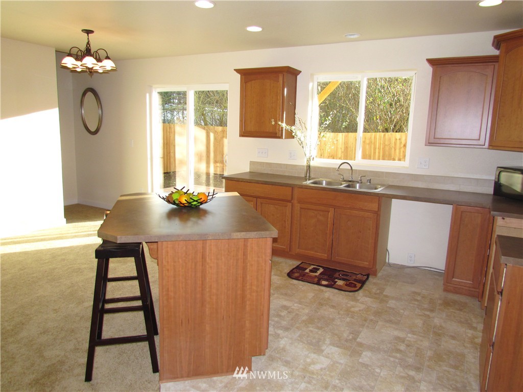 4727 Alderson Road Blaine, WA 98230 - Photo 2 of 25 Gallery Image 2