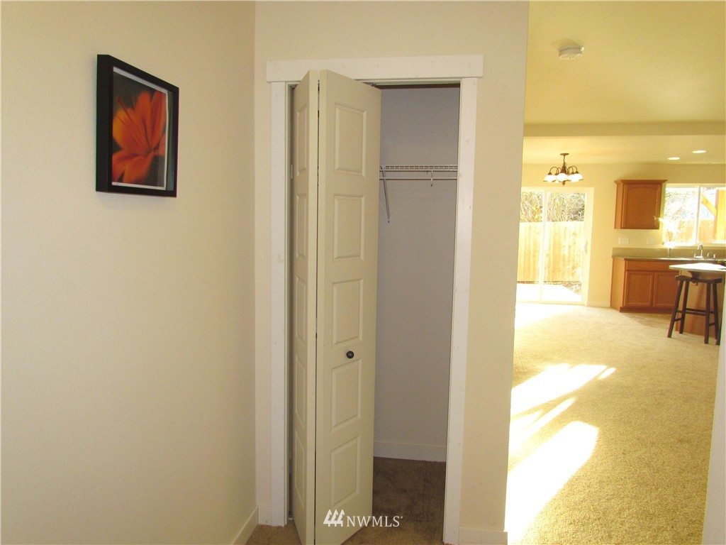 4727 Alderson Road Blaine, WA 98230 - Photo 8 of 25 Gallery Image 8