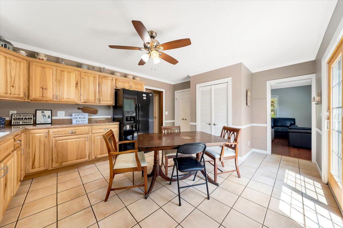 780 Juniper Road Hardy, VA 24101 - Photo 6 of 37 05-MIB05831