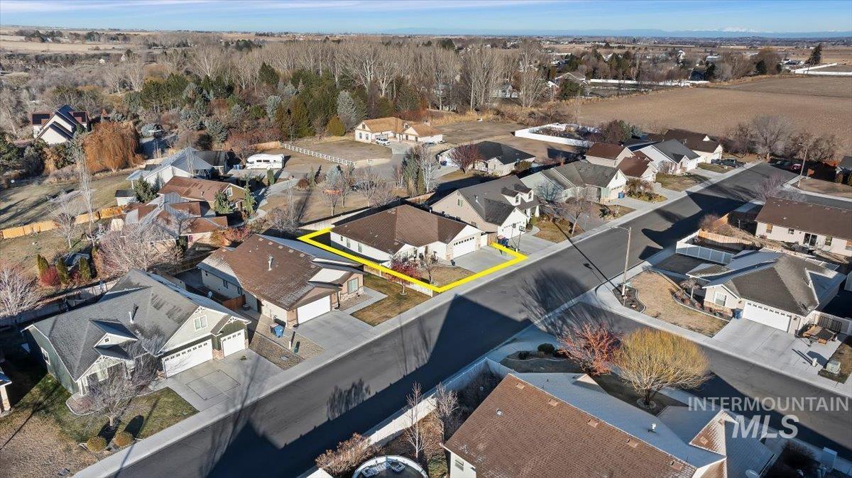657 Creekside Way Twin Falls, ID 83301 - Photo 37 of 45 Aerial perspective of suburban area