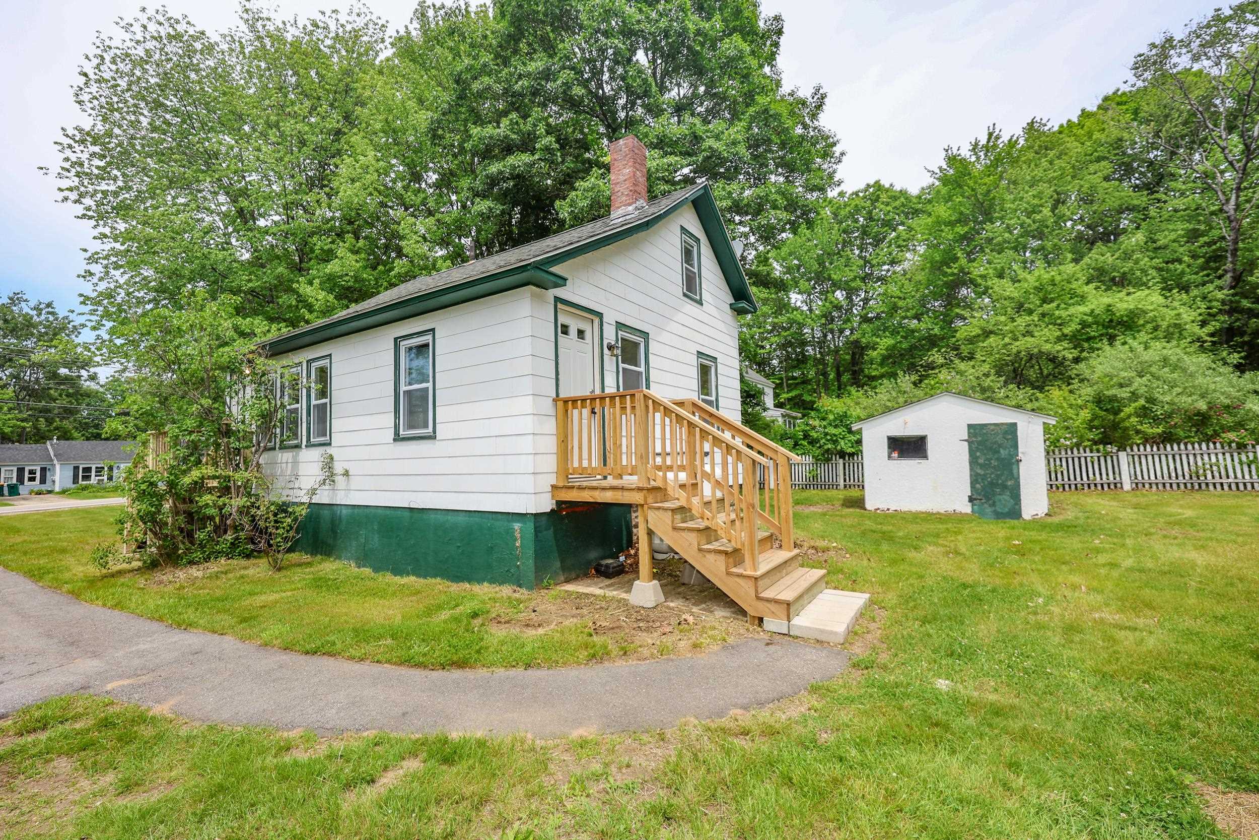 171 Eastern Avenue Rochester, NH 03867 - Photo 6 of 28