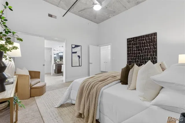 $350,000 | 4100 Forest Park Avenue, Unit 319, St. Louis, MO 63108