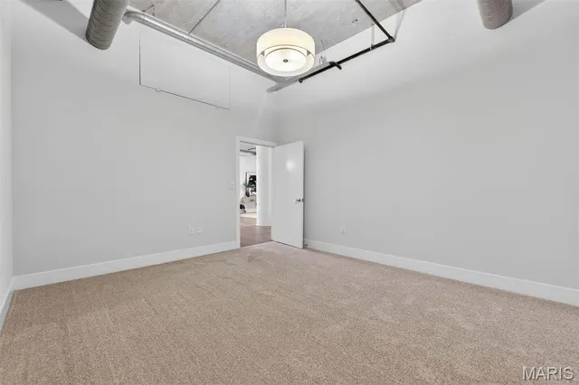 $350,000 | 4100 Forest Park Avenue, Unit 319, St. Louis, MO 63108