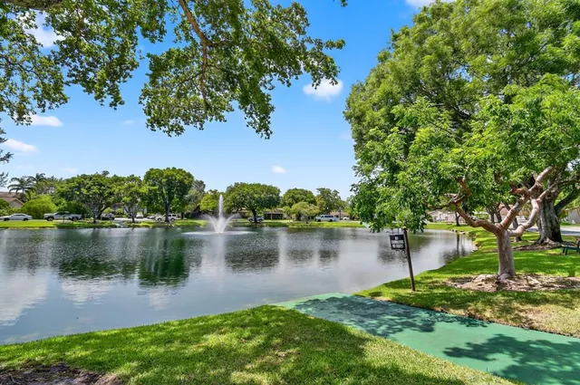 $419,500 | 2236 Nova Village Drive, Davie, FL 33317