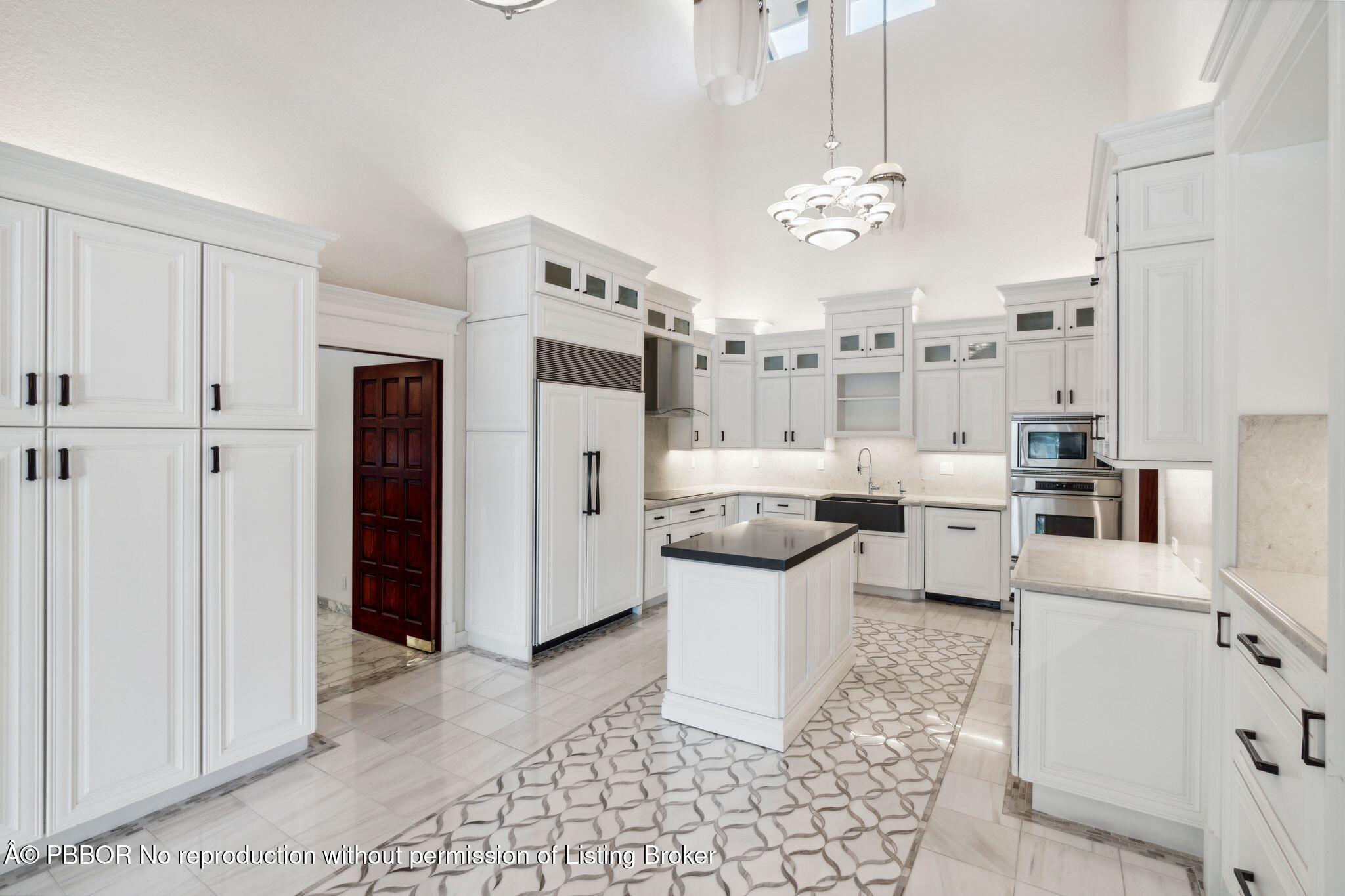 4700 Sanctuary Lane Boca Raton, FL 33431 - Photo 17 of 58 Kitchen