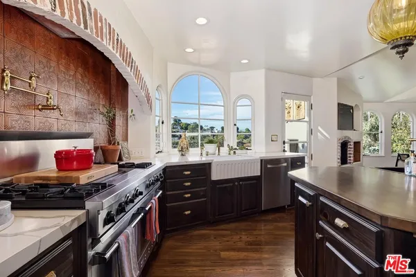 $20,000 | 3351 North Knoll Drive, Los Angeles, CA 90068