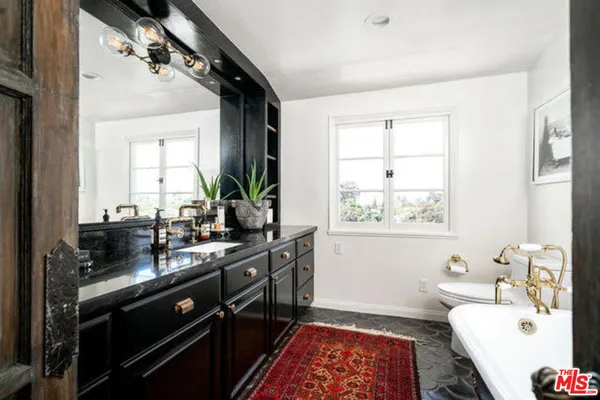 $20,000 | 3351 North Knoll Drive, Los Angeles, CA 90068