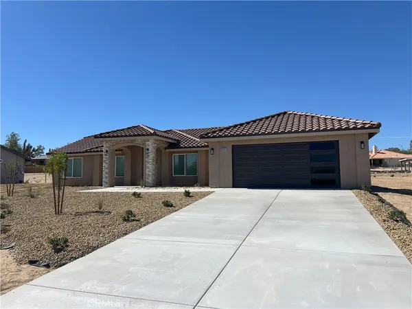 $524,999 | 16438 Llanada Avenue, Victorville, CA 92394