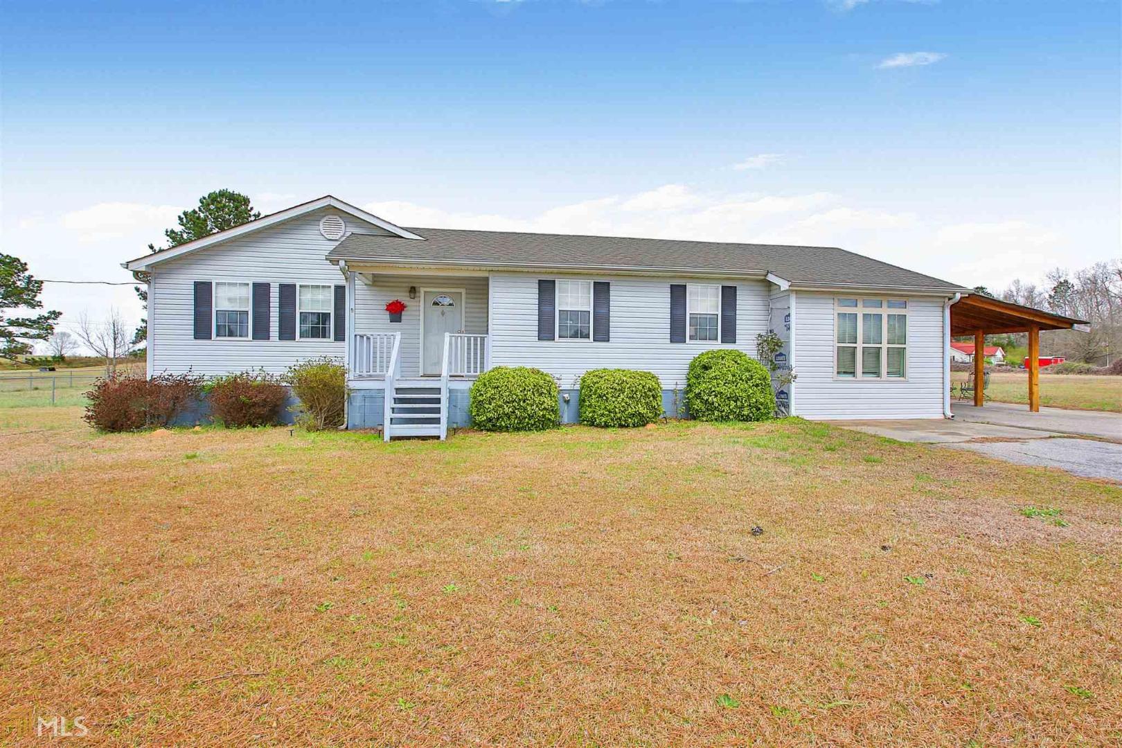 a house view with a outdoor space