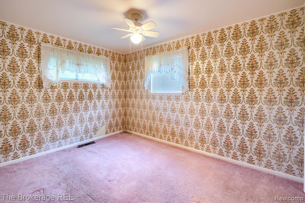 2822 Epsilon Trail Flint, MI 48506 - Photo 23 of 35