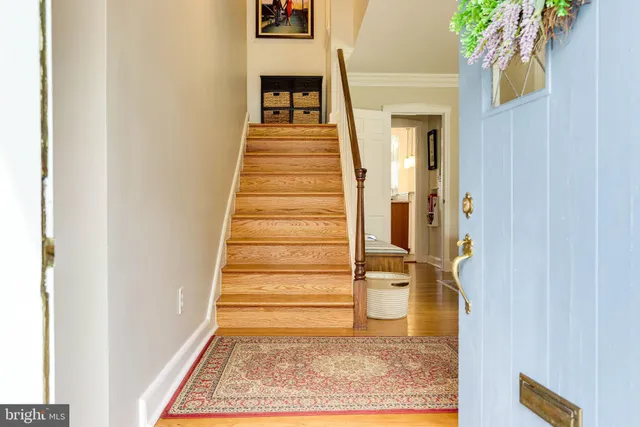 $5,200 | 907 26th Street South, Arlington, VA 22202