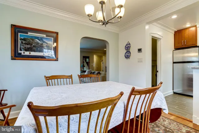 $5,200 | 907 26th Street South, Arlington, VA 22202