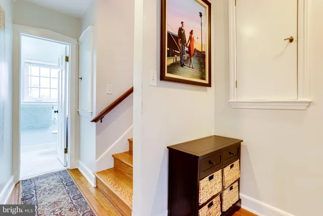 $5,200 | 907 26th Street South, Arlington, VA 22202