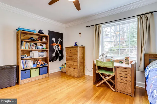 $5,200 | 907 26th Street South, Arlington, VA 22202