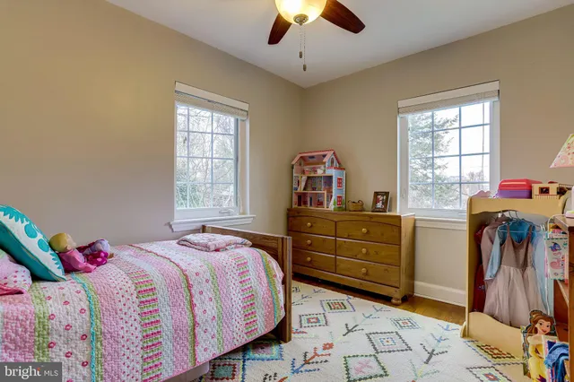 $5,200 | 907 26th Street South, Arlington, VA 22202