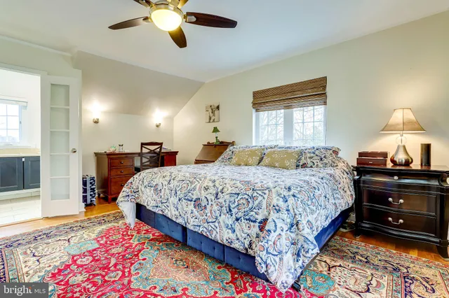 $5,200 | 907 26th Street South, Arlington, VA 22202