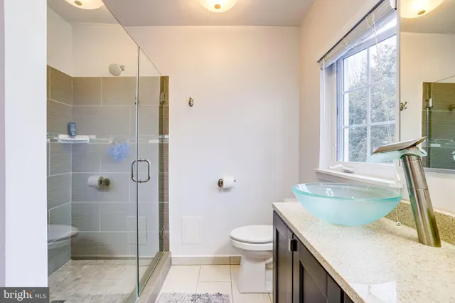 $5,200 | 907 26th Street South, Arlington, VA 22202