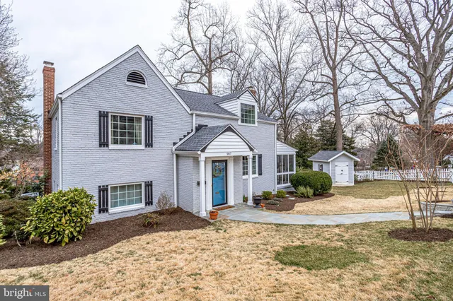 $5,200 | 907 26th Street South, Arlington, VA 22202