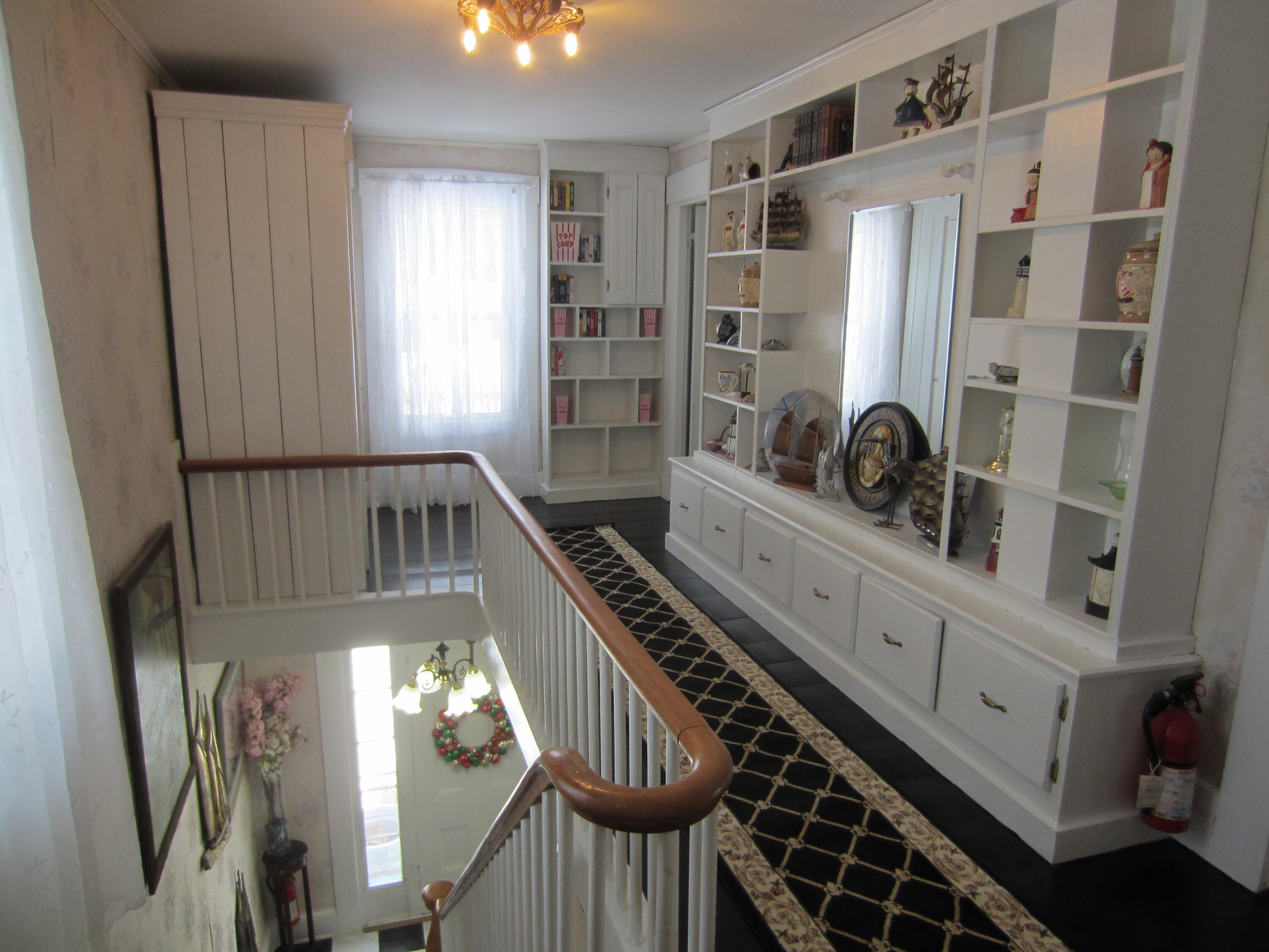 344 Main Street Lincoln, ME 04457 - Photo 18 of 24 IMG_4000