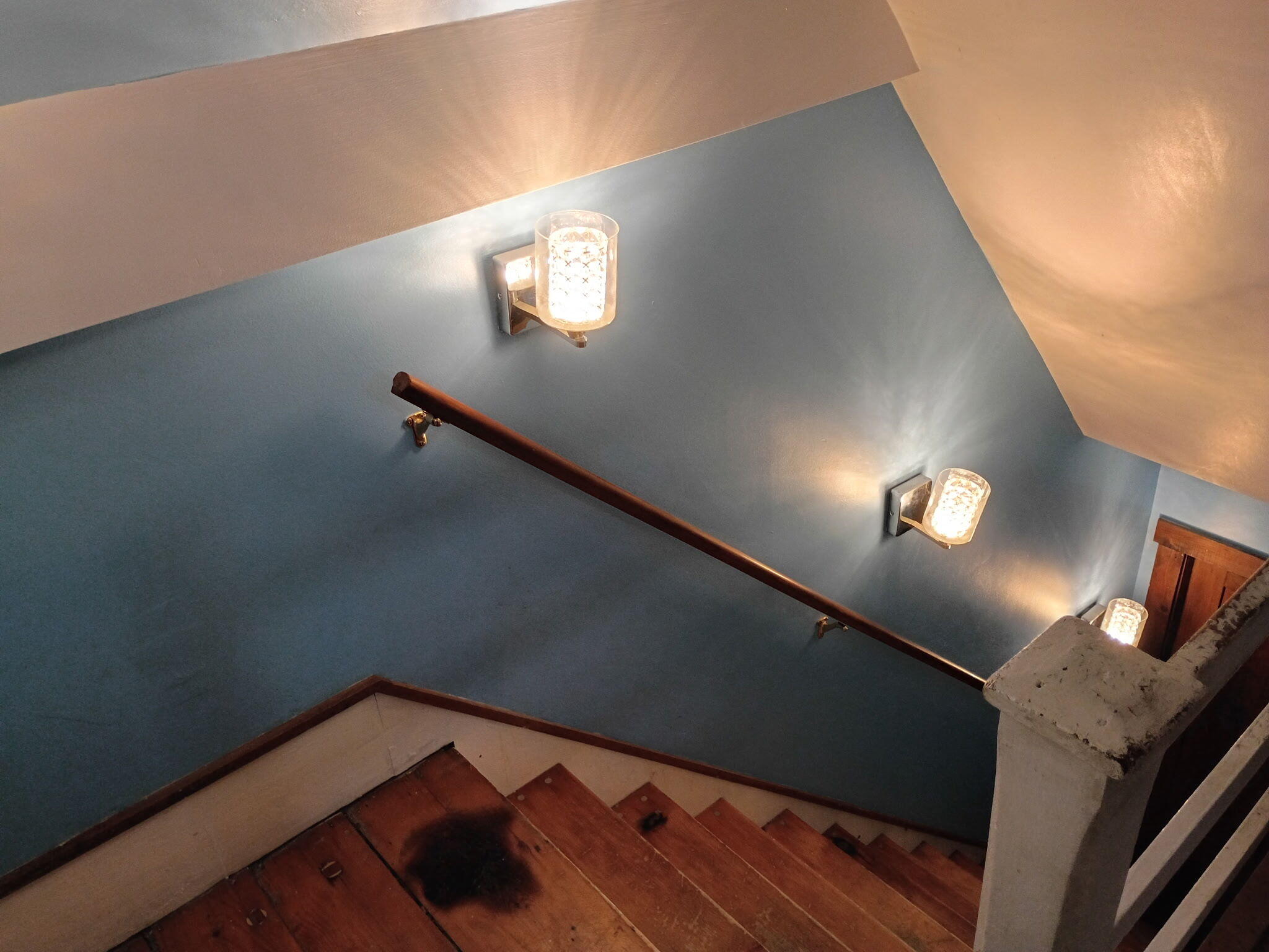 344 Main Street Lincoln, ME 04457 - Photo 22 of 32 staircase 2