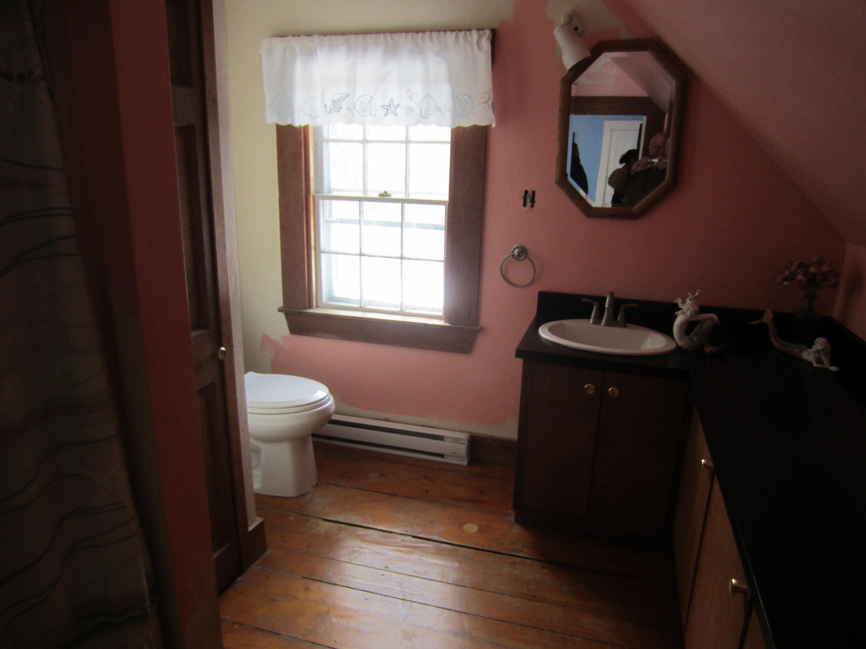 344 Main Street Lincoln, ME 04457 - Photo 22 of 24 IMG_4006