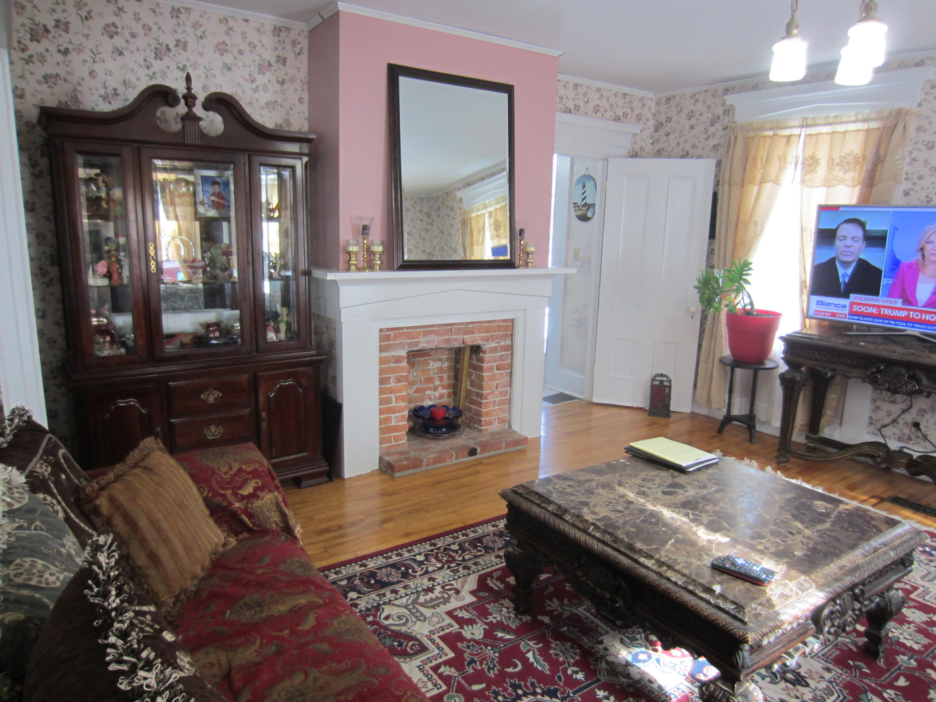 344 Main Street Lincoln, ME 04457 - Photo 7 of 24 IMG_4014