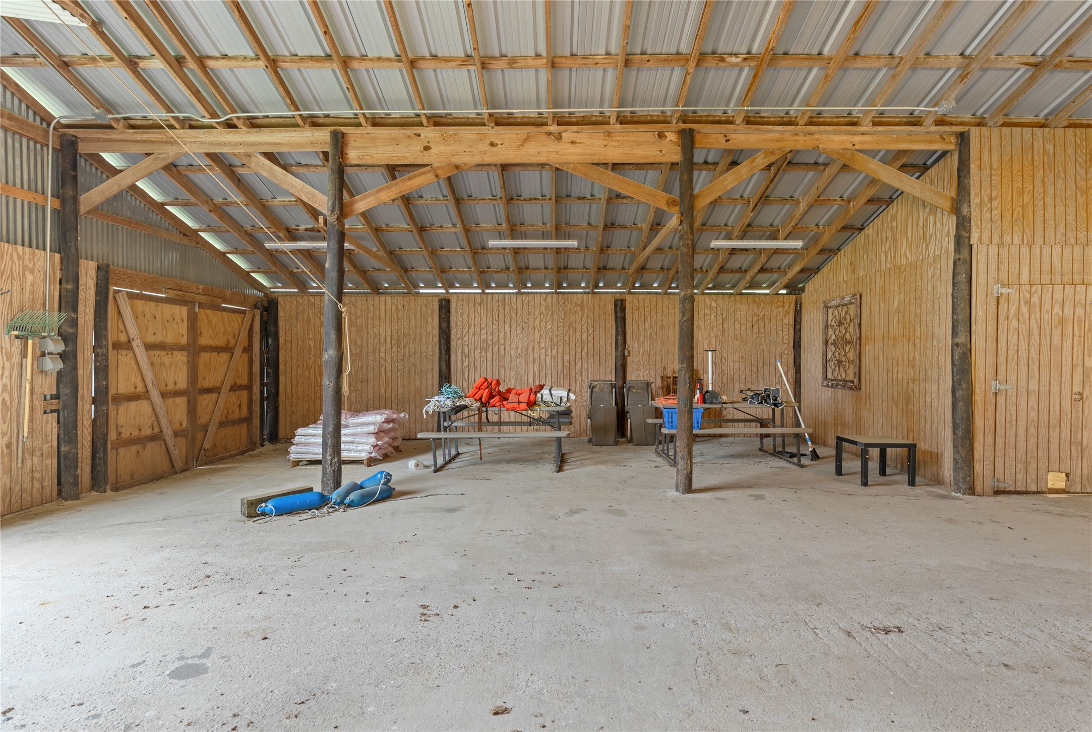 12043 Anderson Road Willis, TX 77318 - Photo 3 of 23