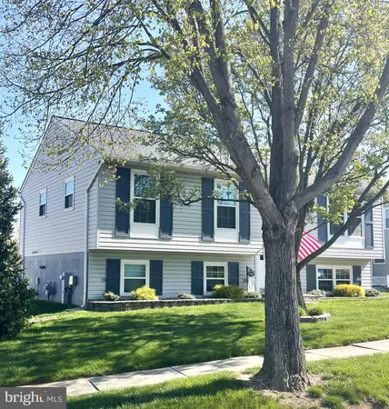 $517,500 | 7104 Rumford Drive, Glen Burnie, MD 21061