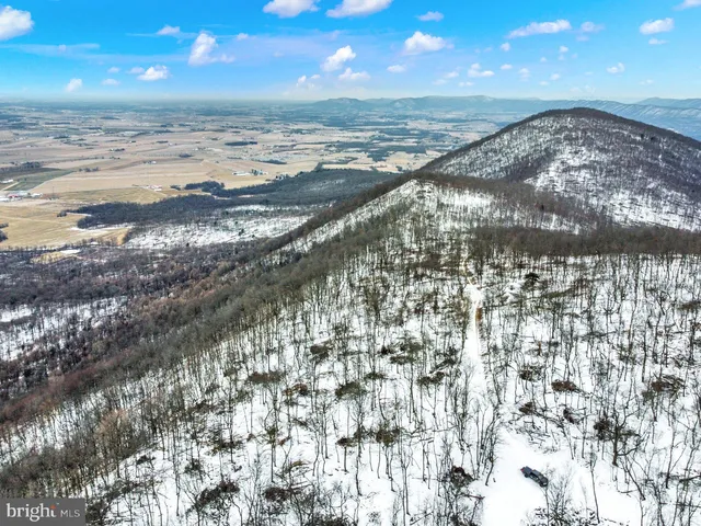 a view of a lake in between of a building