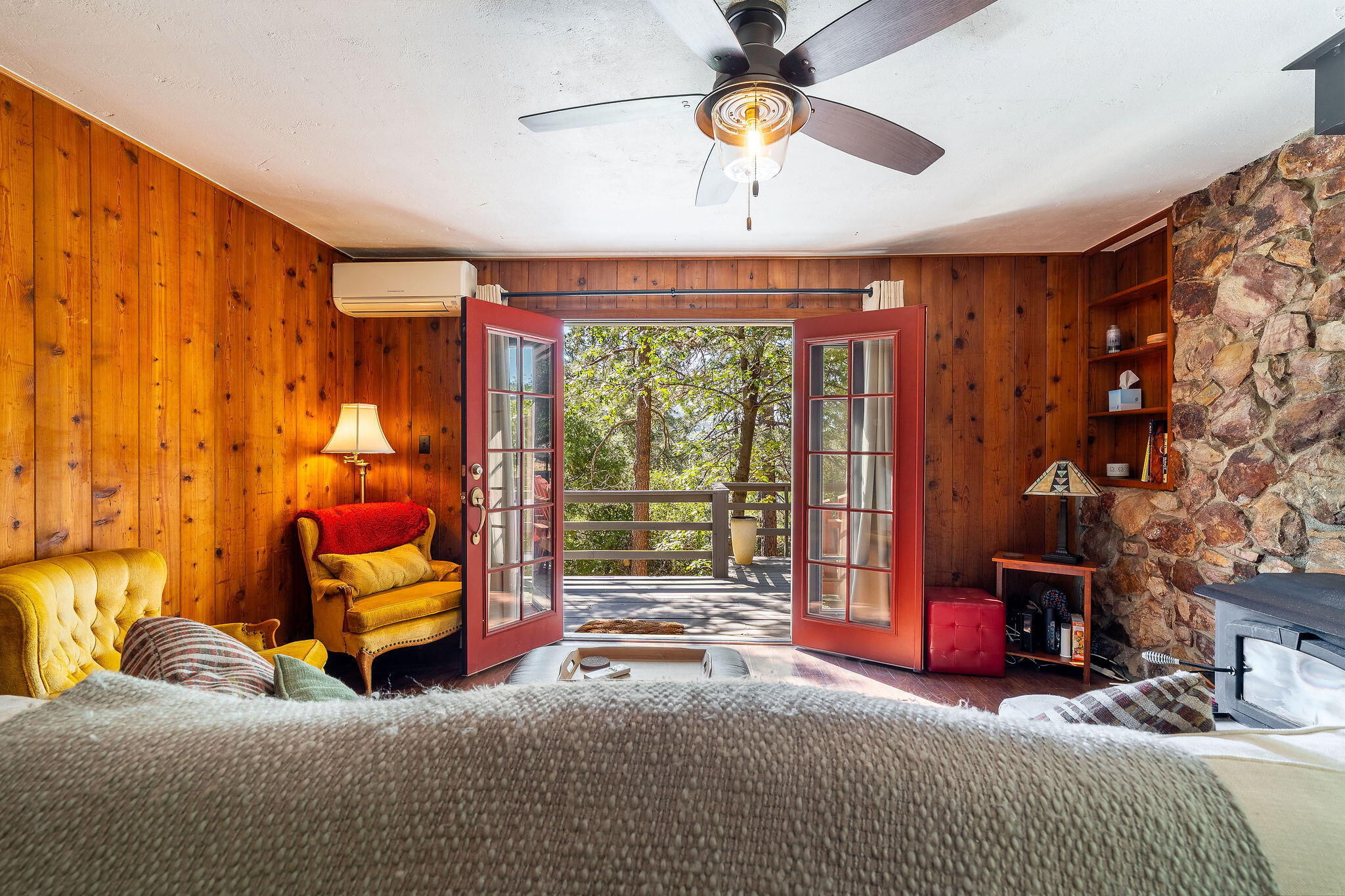 53545 Double View Drive Idyllwild, CA 92549 - Photo 9 of 44 53545DoubleViewDr-8