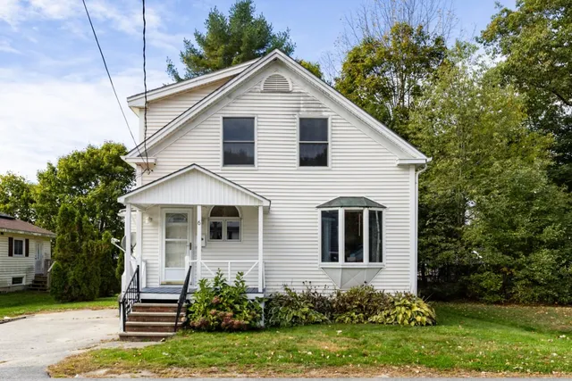 $275,000 | 6 Ames Avenue, Lewiston, ME 04240