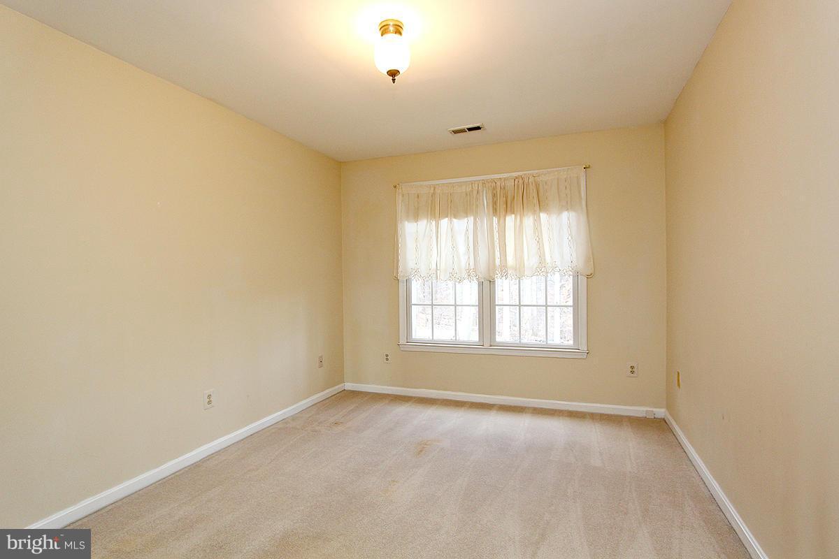 16318 Whitehaven Road Silver Spring, MD 20906 - Photo 20 of 30 Bedroom