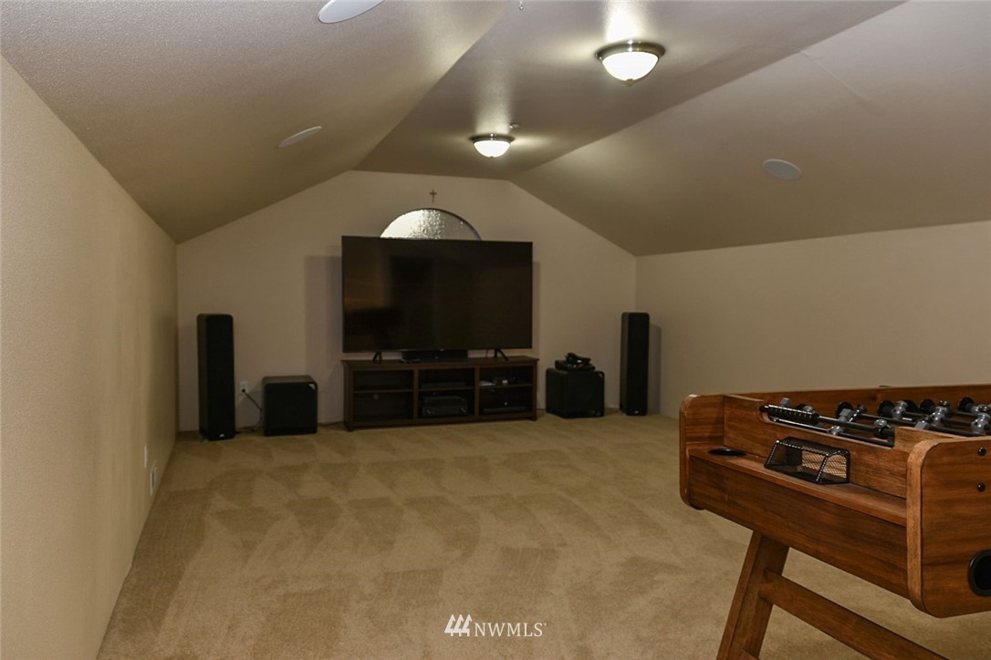 14040 Solberg Road Southeast Yelm, WA 98597 - Photo 27 of 28 Gallery Image 27