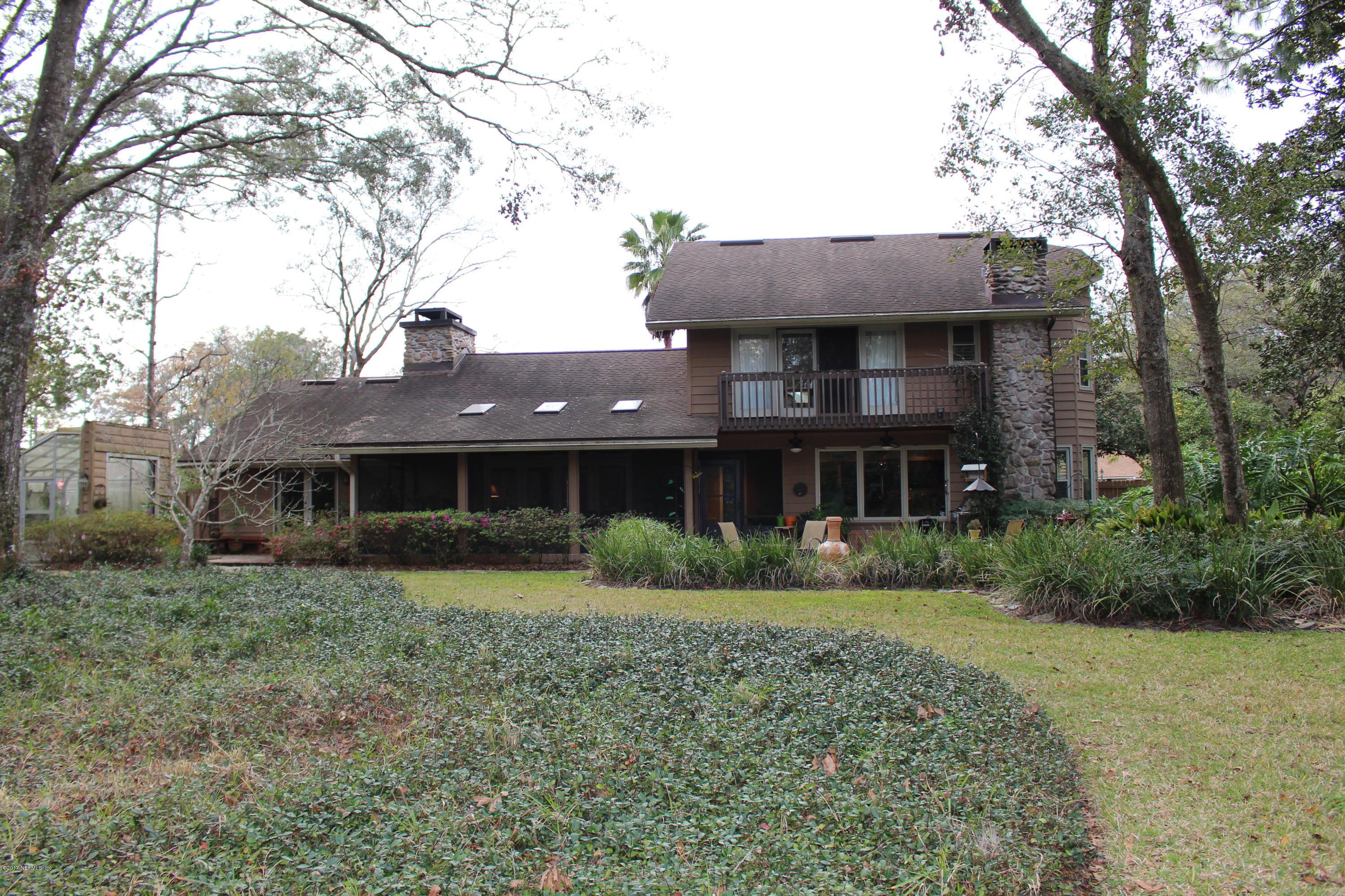8097 Shady Grove Road Jacksonville, FL 32256 - Photo 18 of 29 Rear of house