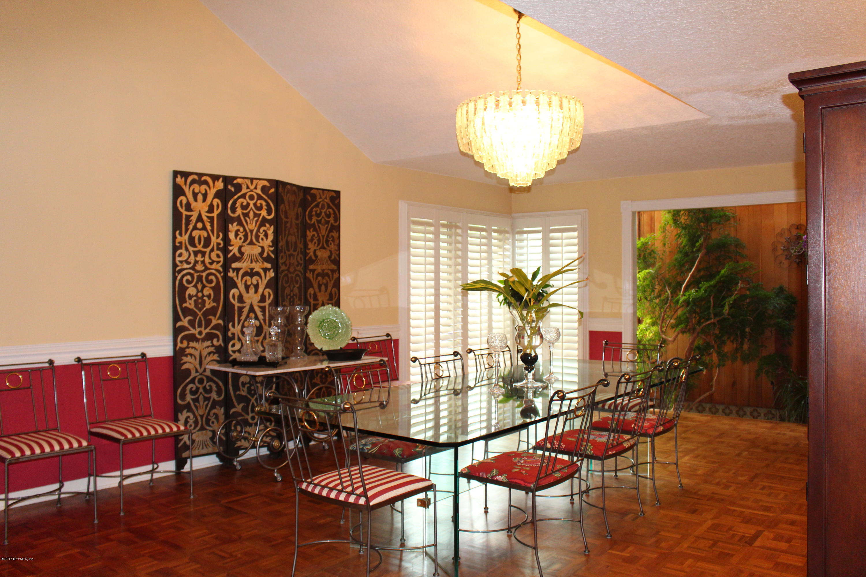 8097 Shady Grove Road Jacksonville, FL 32256 - Photo 7 of 29 Spacious Dining Room