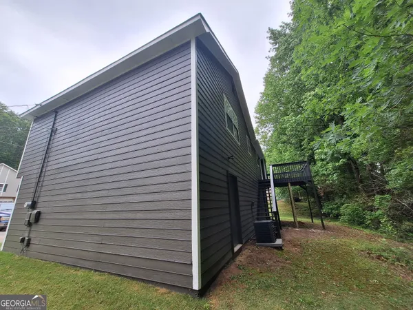$1,725 | 2555 Winding Creek Drive, Lithia Springs, GA 30122