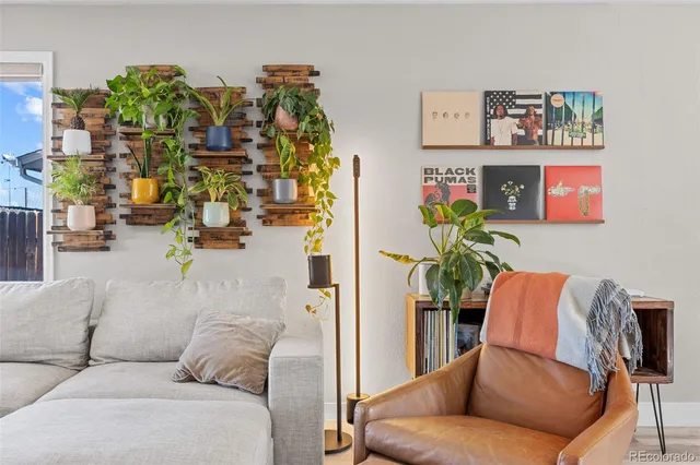 $520,000 | 1460 West Alaska Place, Denver, CO 80223