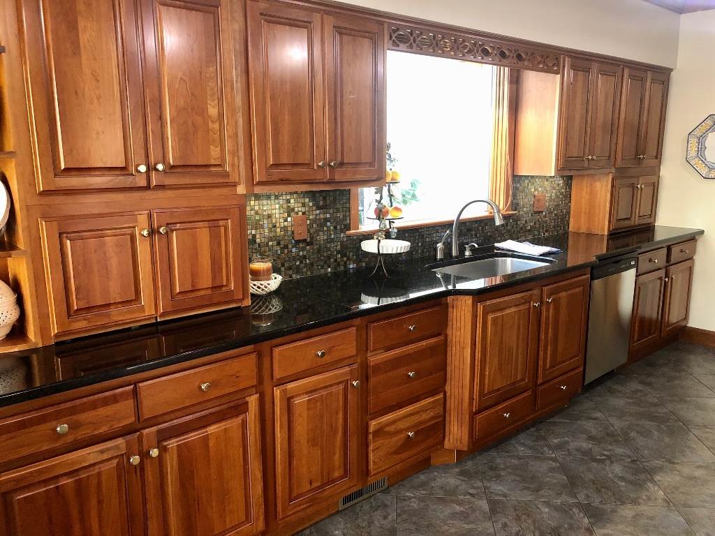 88 Oakwood Road Huntington, WV 25701 - Photo 10 of 32 Gallery Image 10
