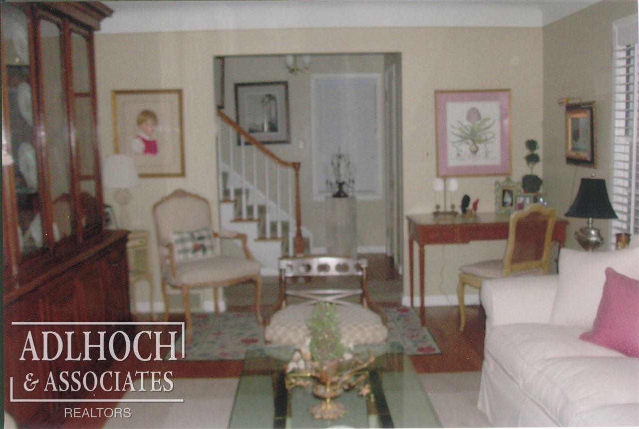 75 Colonial Road Grosse Pointe Shores, MI 48236 - Photo 4 of 19