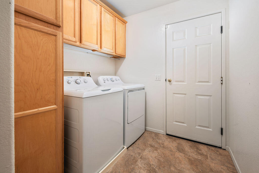 4643 Gerona Way Santa Barbara, CA 93110 - Photo 16 of 24 laundry room