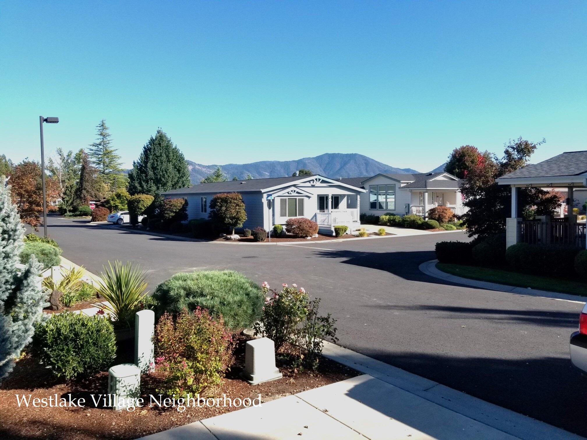 819 Hampton Way Grants Pass, OR 97526 - Photo 34 of 36 Westlake Village 08